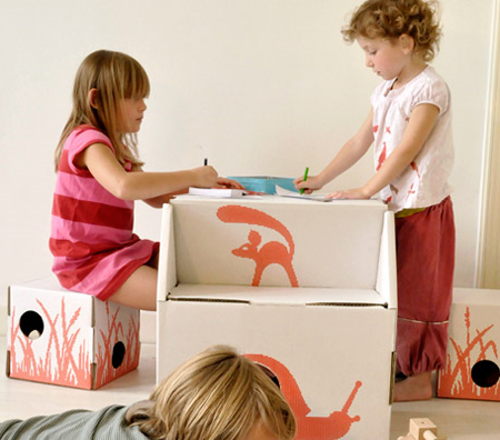 bo buro desk for active children