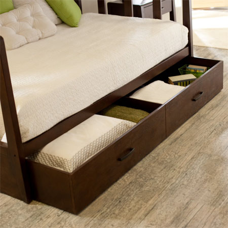 easton daybed