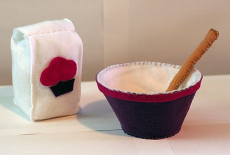 Felt Cupcake and Muffin Bake Playing Set for Your Kids