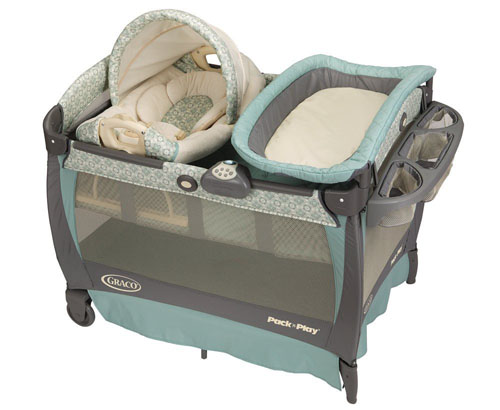 Graco Pack n Play Playard with Cuddle Cove Rocking Seat