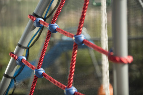 IronKids Challenge 300 Refreshing Mist Swing Set Can Be An Addicted Mini Playground for Kids