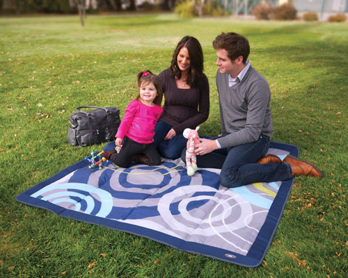 JJ Cole Essentials Blanket for Picnic with Family