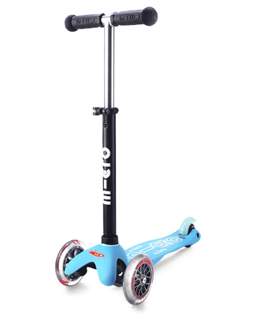 Micro Mini2go Deluxe Scooter