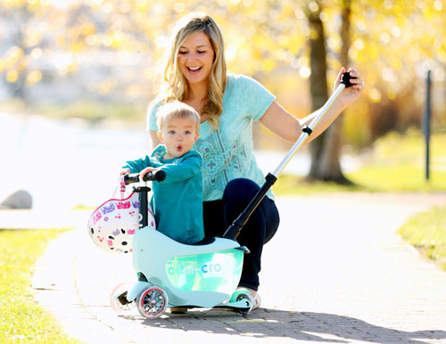 Micro Mini2go Deluxe Scooter