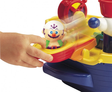 pirate ship bath toy
