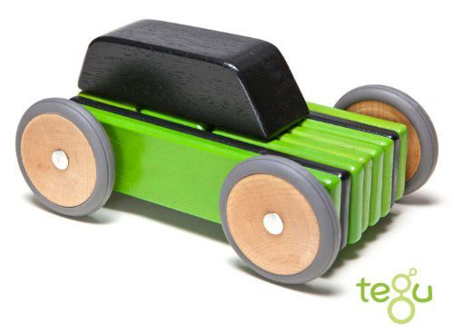Tegu Magnetic Wooden Cars