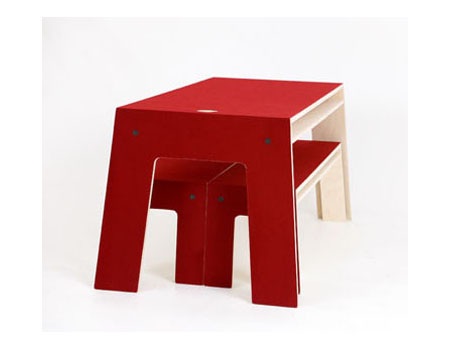 the oskar table and bench